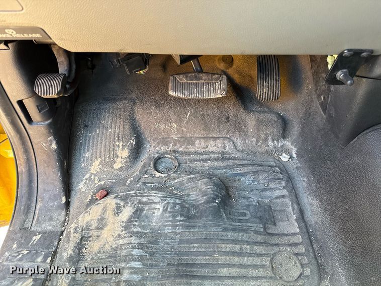 image for item EJ4523 2019 Ford F350 Super Duty XL utility bed pickup truck