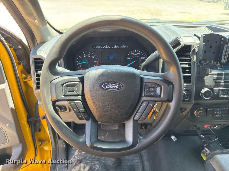 image for item EJ4523 2019 Ford F350 Super Duty XL utility bed pickup truck