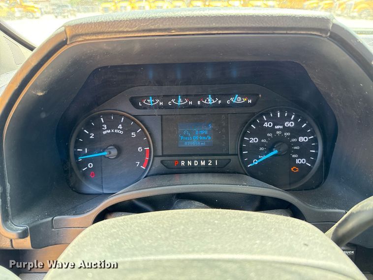 image for item EJ4523 2019 Ford F350 Super Duty XL utility bed pickup truck