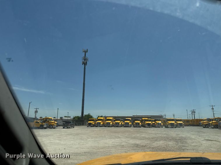 image for item EJ4523 2019 Ford F350 Super Duty XL utility bed pickup truck