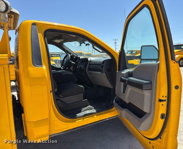 image for item EJ4523 2019 Ford F350 Super Duty XL utility bed pickup truck