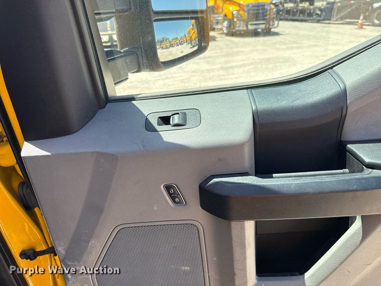 image for item EJ4523 2019 Ford F350 Super Duty XL utility bed pickup truck