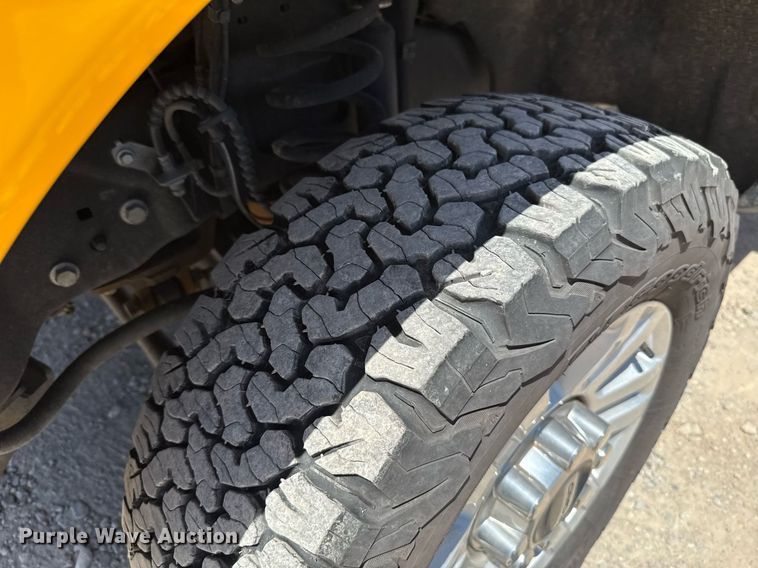 image for item EJ4523 2019 Ford F350 Super Duty XL utility bed pickup truck