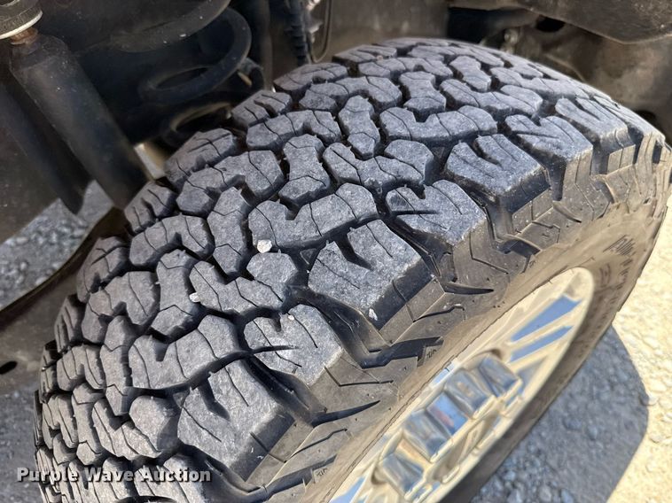 image for item EJ4523 2019 Ford F350 Super Duty XL utility bed pickup truck