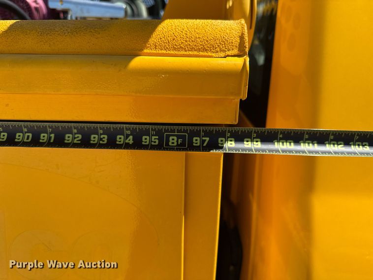 image for item EJ4524 2018 Chevrolet Silverado 3500HD utility bed pickup truck