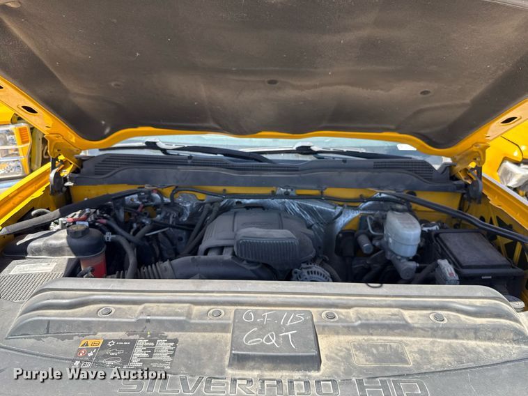 image for item EJ4524 2018 Chevrolet Silverado 3500HD utility bed pickup truck