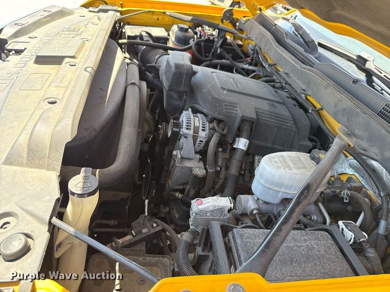 image for item EJ4524 2018 Chevrolet Silverado 3500HD utility bed pickup truck