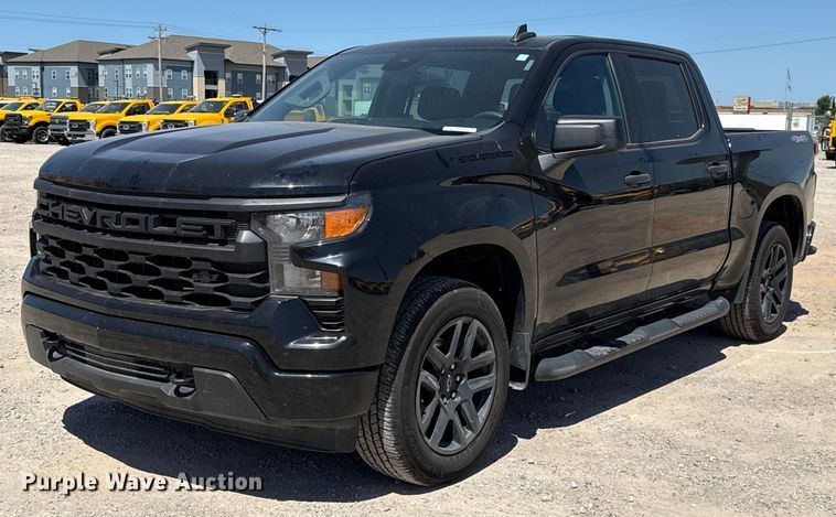 image for item EJ4525 2023 Chevrolet Silverado 1500 Crew Cab pickup truck