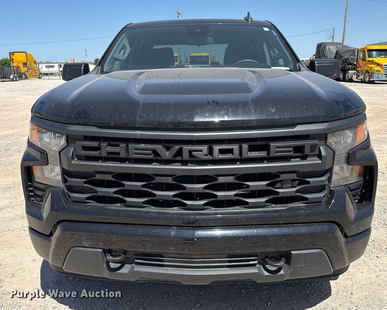image for item EJ4525 2023 Chevrolet Silverado 1500 Crew Cab pickup truck