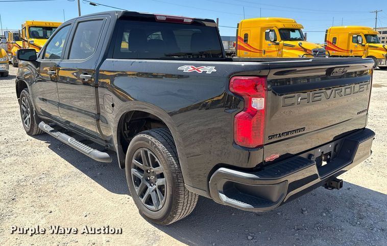 image for item EJ4525 2023 Chevrolet Silverado 1500 Crew Cab pickup truck