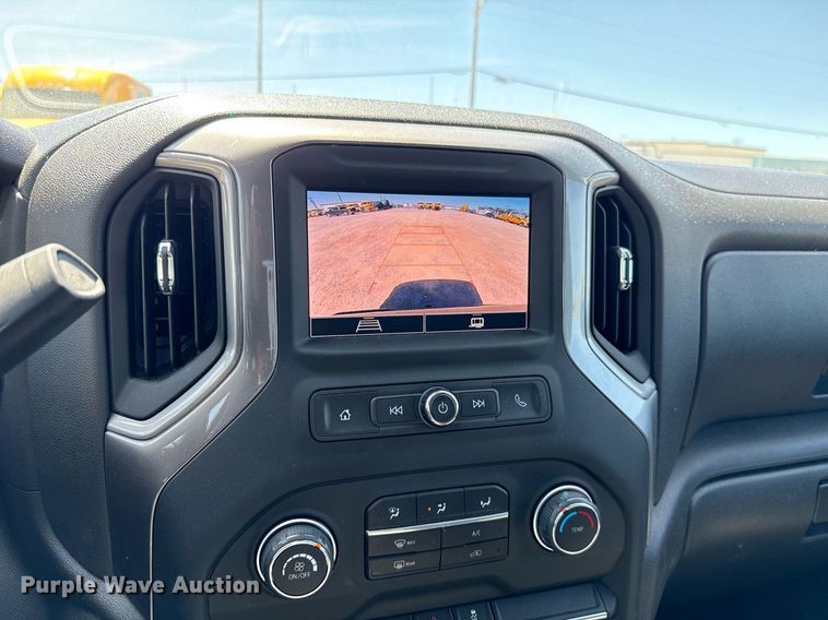 image for item EJ4525 2023 Chevrolet Silverado 1500 Crew Cab pickup truck