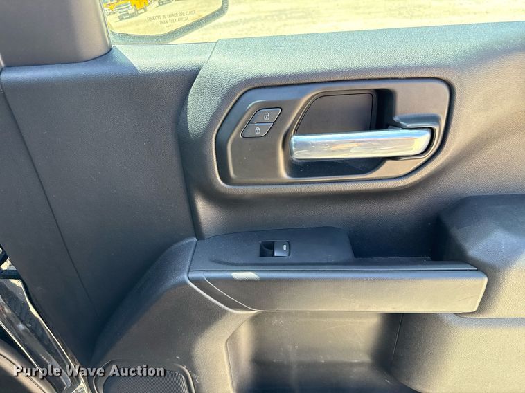 image for item EJ4525 2023 Chevrolet Silverado 1500 Crew Cab pickup truck