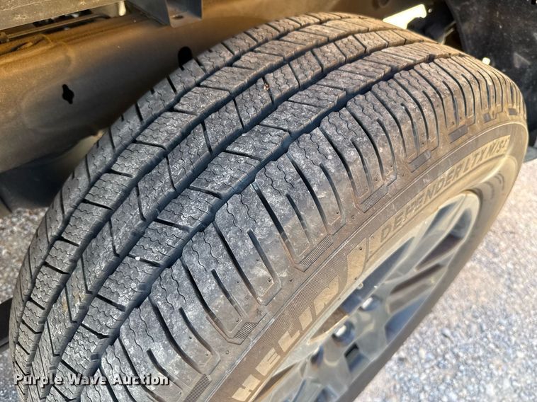 image for item EJ4525 2023 Chevrolet Silverado 1500 Crew Cab pickup truck