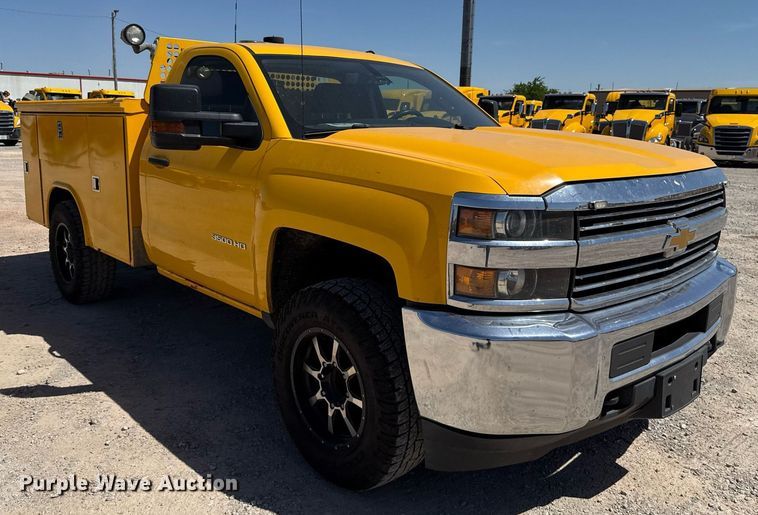 image for item EJ4526 2018 Chevrolet Silverado 3500HD utility bed pickup truck