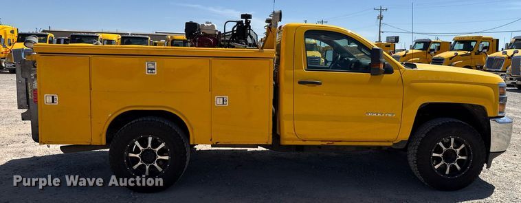 image for item EJ4526 2018 Chevrolet Silverado 3500HD utility bed pickup truck