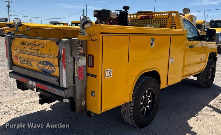 image for item EJ4526 2018 Chevrolet Silverado 3500HD utility bed pickup truck