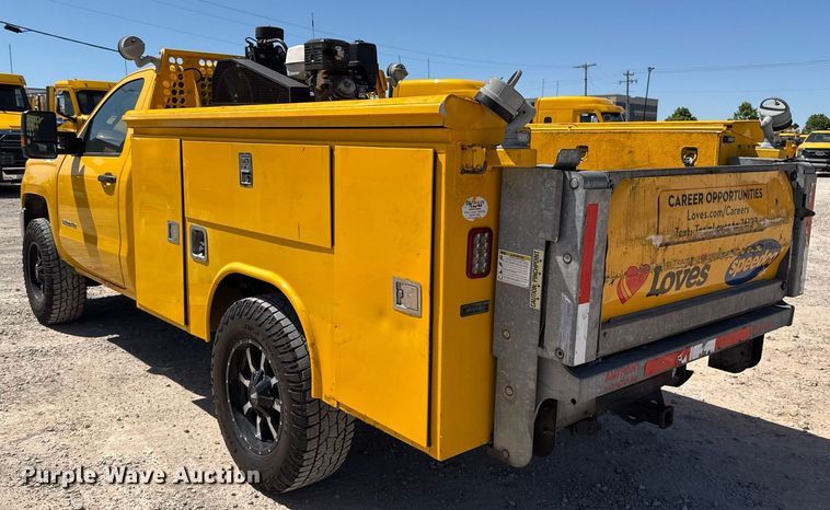 image for item EJ4526 2018 Chevrolet Silverado 3500HD utility bed pickup truck