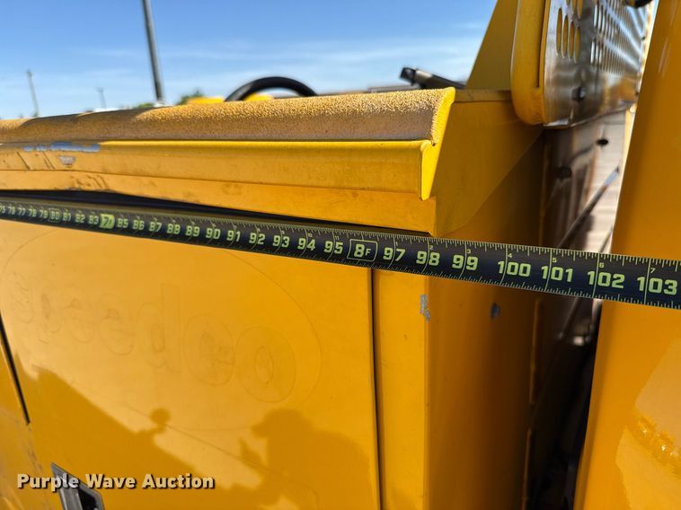 image for item EJ4527 2018 Ford F350 Super Duty XL utility bed pickup truck