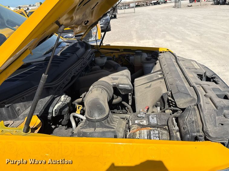 image for item EJ4527 2018 Ford F350 Super Duty XL utility bed pickup truck