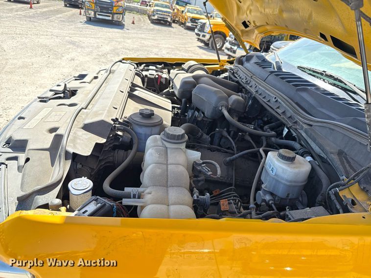 image for item EJ4527 2018 Ford F350 Super Duty XL utility bed pickup truck