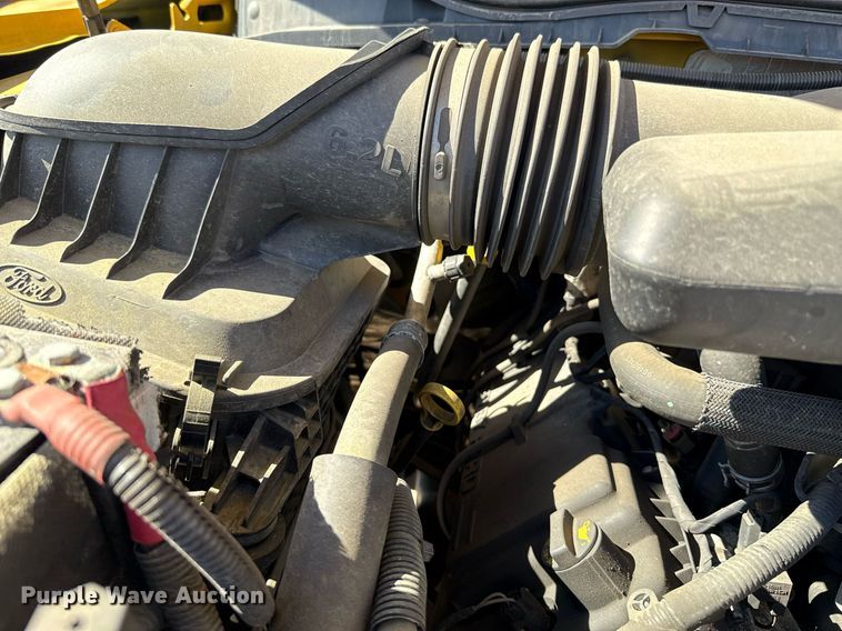 image for item EJ4527 2018 Ford F350 Super Duty XL utility bed pickup truck