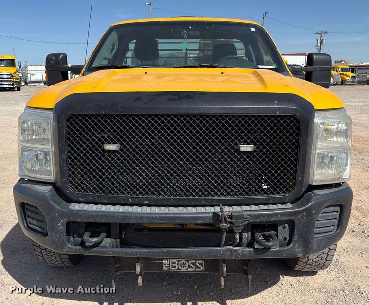 image for item EJ4528 2015 Ford F350 Super Duty XL utility bed pickup truck