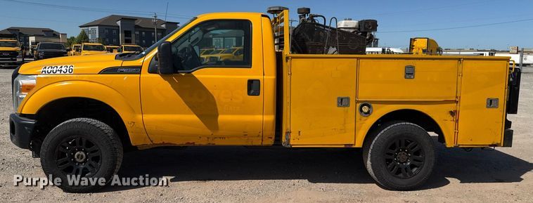 image for item EJ4528 2015 Ford F350 Super Duty XL utility bed pickup truck