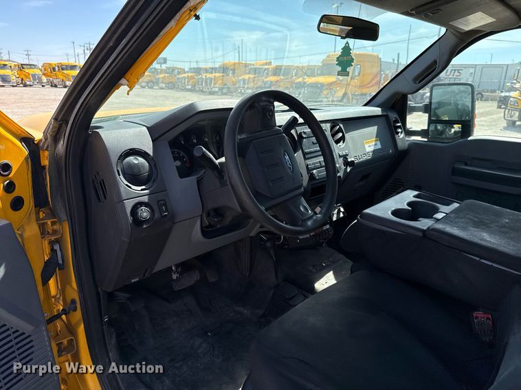 image for item EJ4528 2015 Ford F350 Super Duty XL utility bed pickup truck