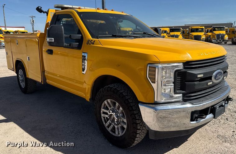 image for item EJ4531 2019 Ford F350 Super Duty XL utility bed pickup truck