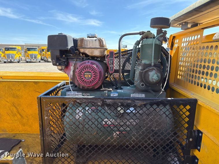 image for item EJ4531 2019 Ford F350 Super Duty XL utility bed pickup truck