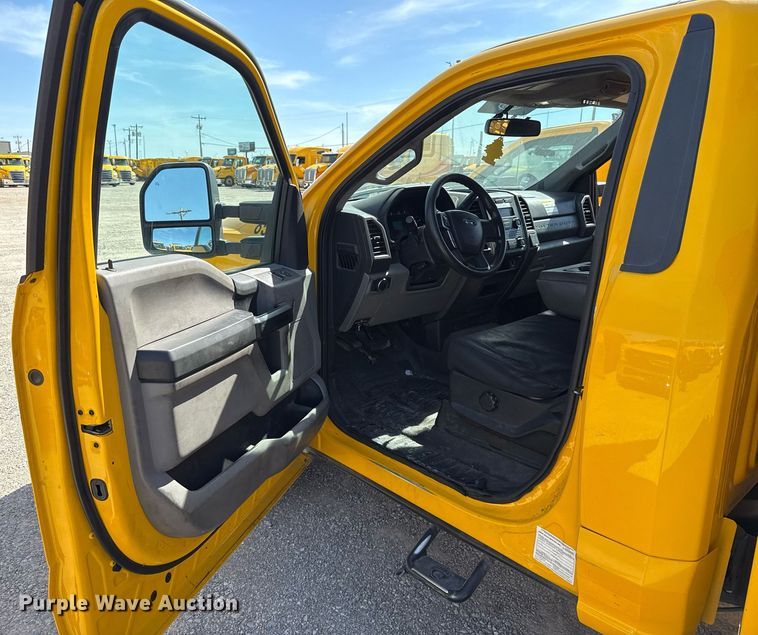 image for item EJ4531 2019 Ford F350 Super Duty XL utility bed pickup truck