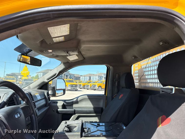 image for item EJ4531 2019 Ford F350 Super Duty XL utility bed pickup truck