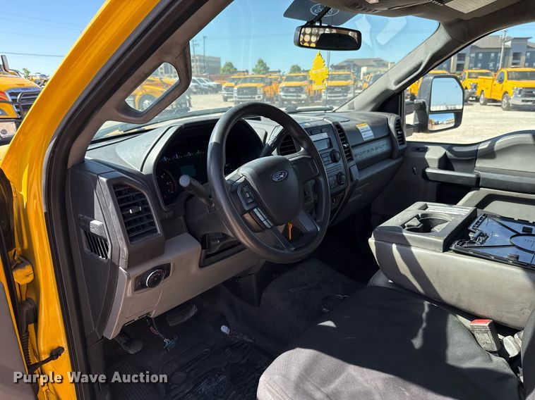 image for item EJ4531 2019 Ford F350 Super Duty XL utility bed pickup truck