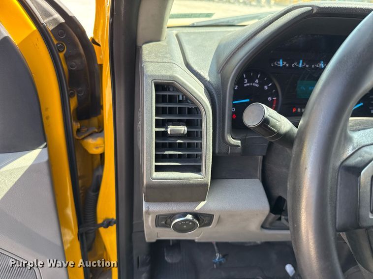 image for item EJ4531 2019 Ford F350 Super Duty XL utility bed pickup truck