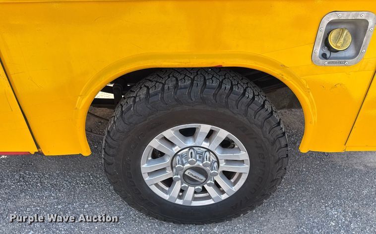 image for item EJ4531 2019 Ford F350 Super Duty XL utility bed pickup truck