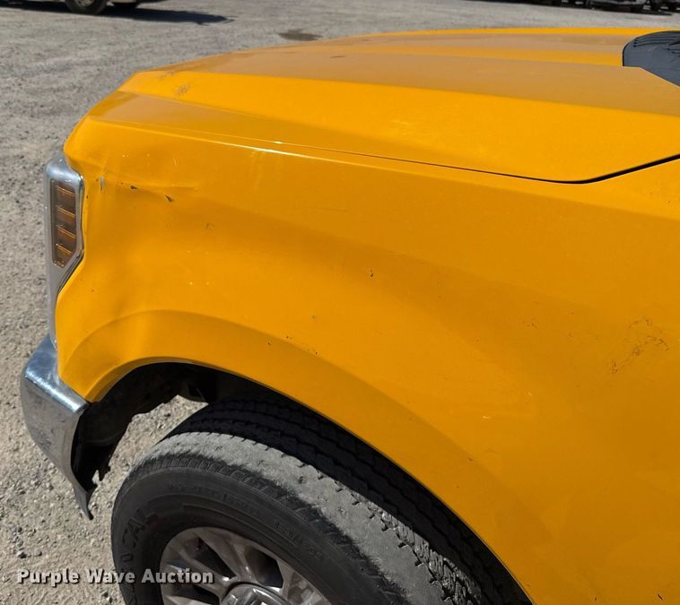 image for item EJ4532 2018 Ford F350 Super Duty XL utility bed pickup truck