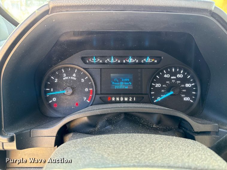 image for item EJ4532 2018 Ford F350 Super Duty XL utility bed pickup truck