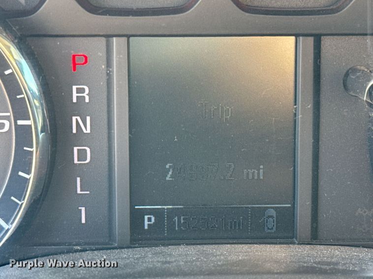 image for item EJ4534 2018 Chevrolet Silverado 3500HD utility bed pickup truck