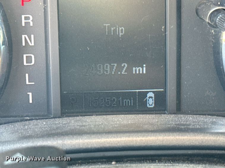 image for item EJ4534 2018 Chevrolet Silverado 3500HD utility bed pickup truck