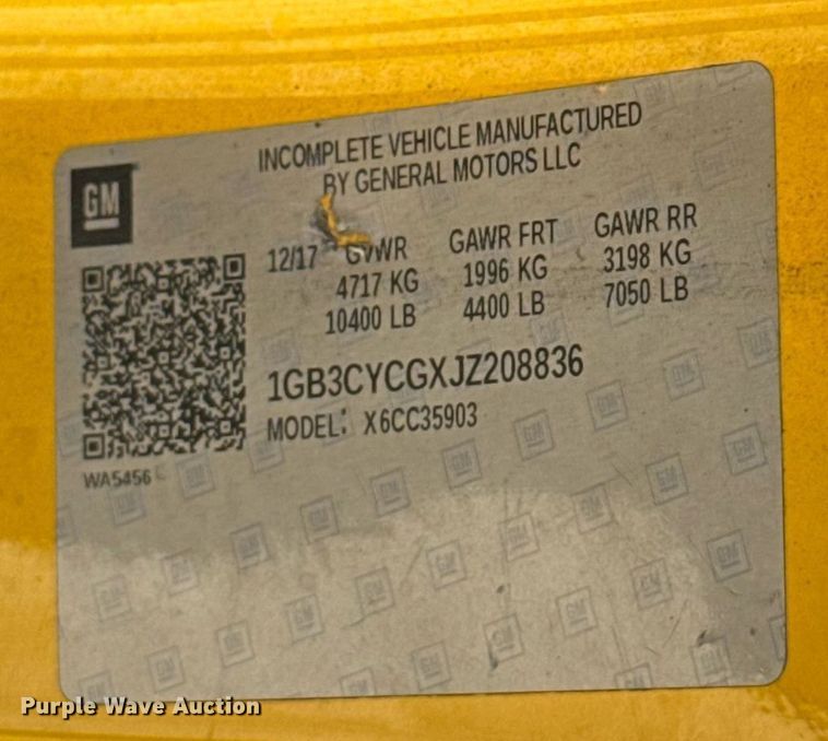 image for item EJ4534 2018 Chevrolet Silverado 3500HD utility bed pickup truck