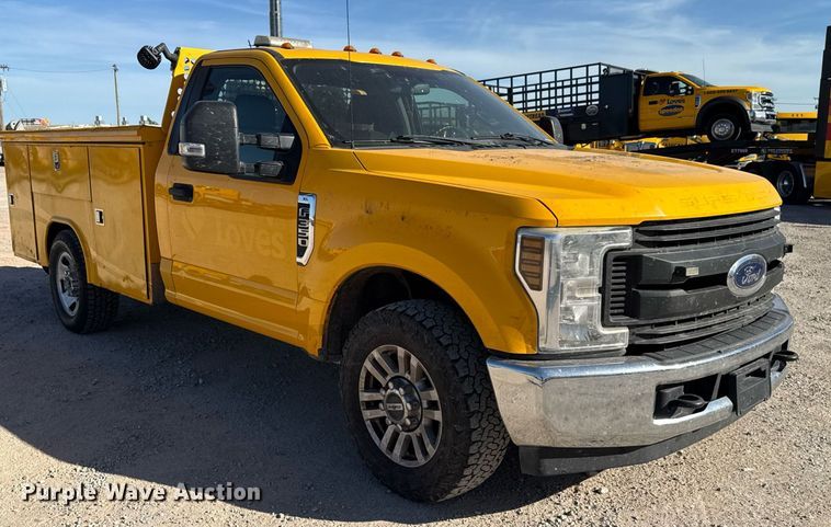 image for item EJ4535 2019 Ford F350 Super Duty XL utility bed pickup truck