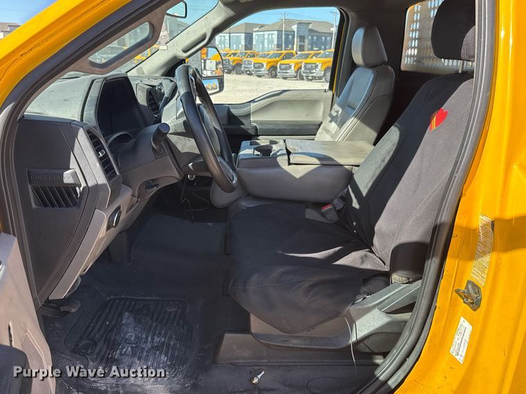 image for item EJ4535 2019 Ford F350 Super Duty XL utility bed pickup truck