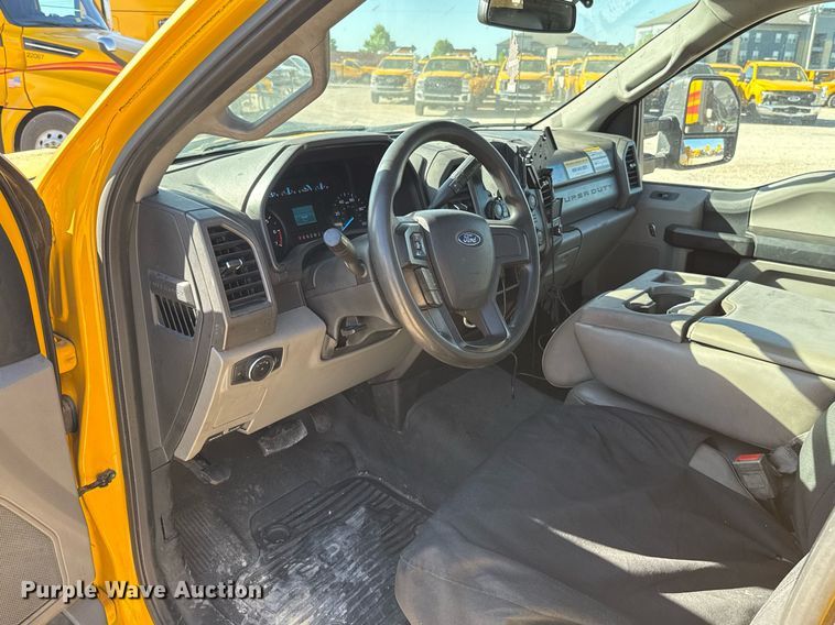 image for item EJ4535 2019 Ford F350 Super Duty XL utility bed pickup truck