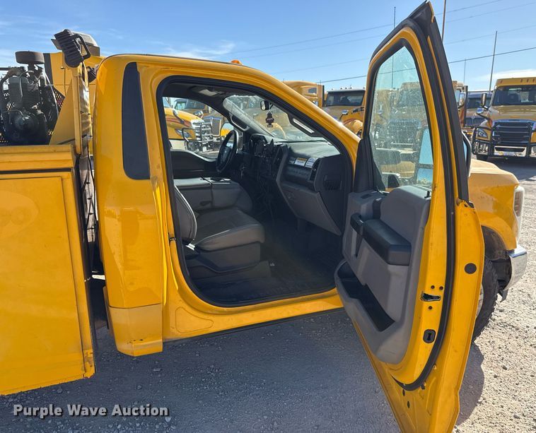 image for item EJ4535 2019 Ford F350 Super Duty XL utility bed pickup truck