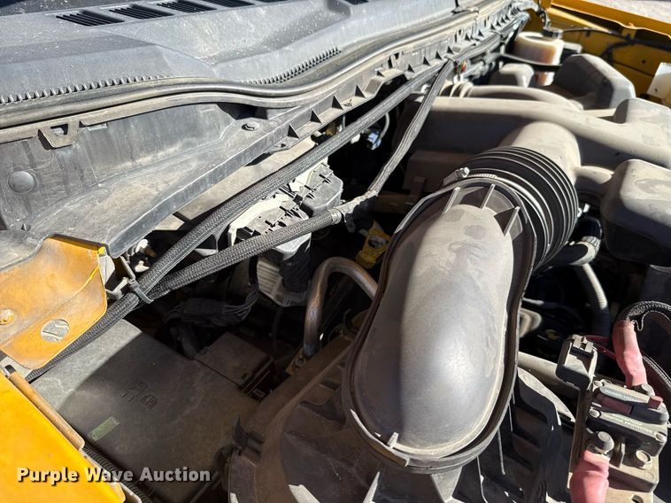 image for item EJ4535 2019 Ford F350 Super Duty XL utility bed pickup truck