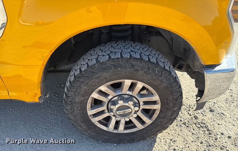 image for item EJ4535 2019 Ford F350 Super Duty XL utility bed pickup truck