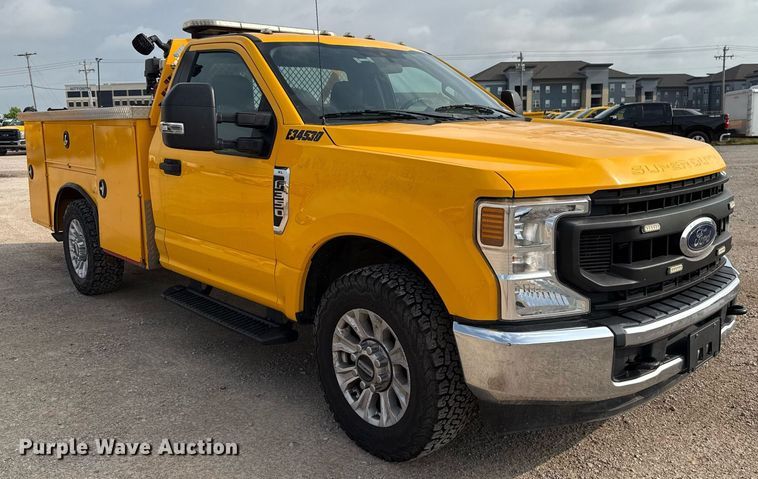 image for item EJ4536 2020 Ford F350 Super Duty utility bed pickup truck