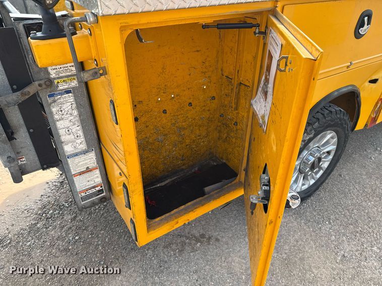 image for item EJ4536 2020 Ford F350 Super Duty utility bed pickup truck