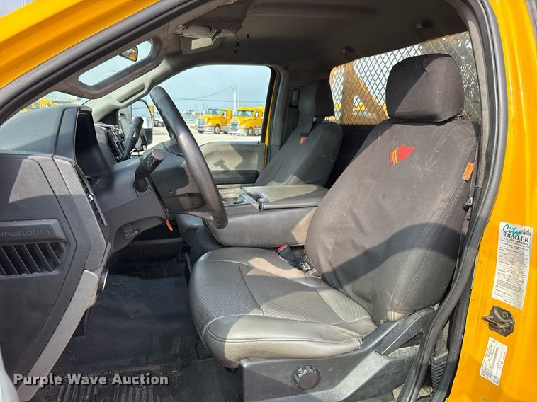 image for item EJ4536 2020 Ford F350 Super Duty utility bed pickup truck