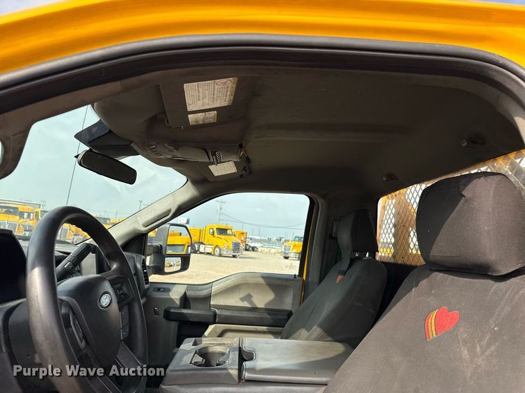 image for item EJ4536 2020 Ford F350 Super Duty utility bed pickup truck